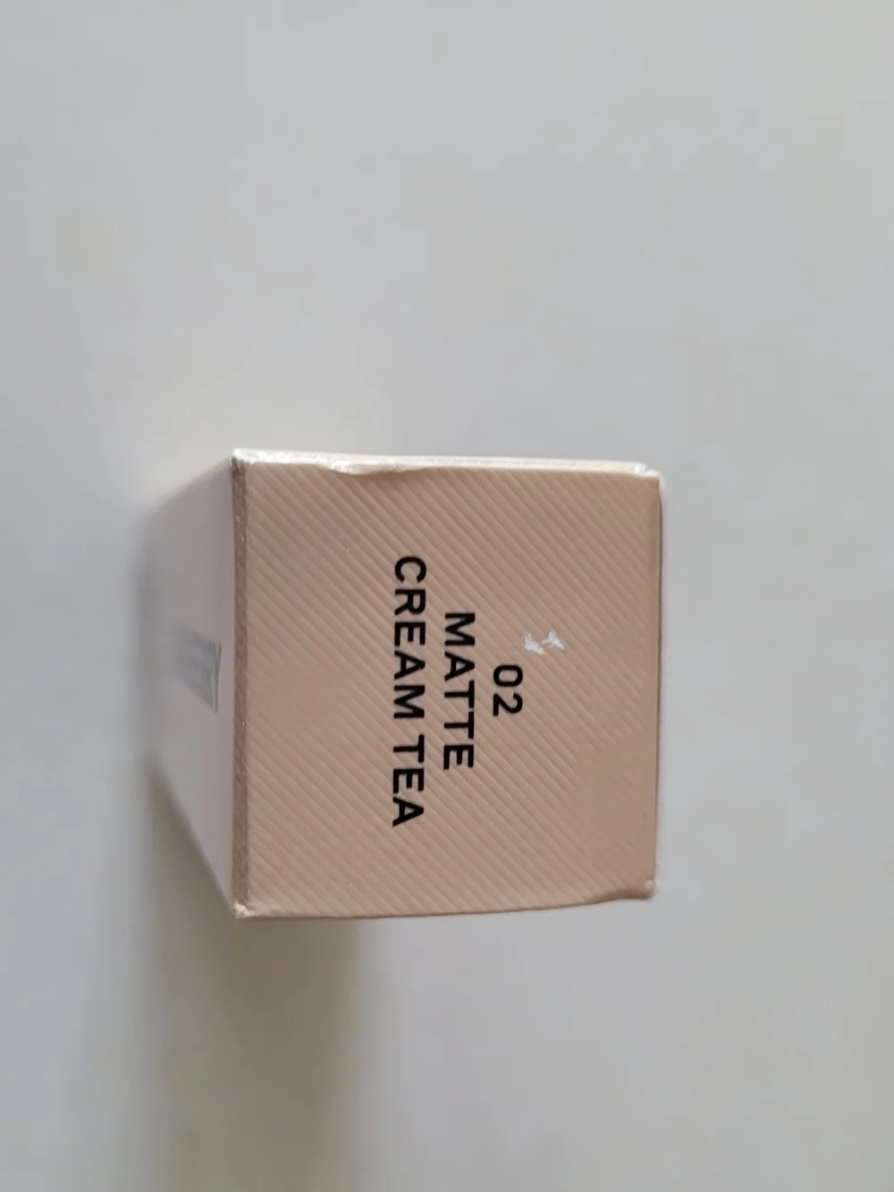 Burberry Kisses Lip Colour - 02 Matte Cream Tea
